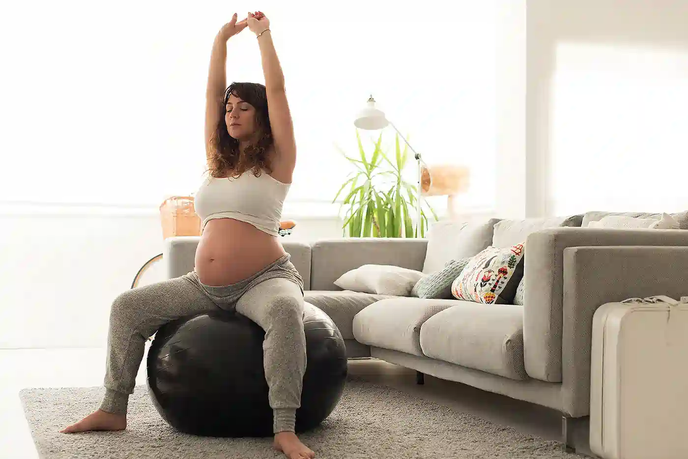How to Support Your Core Safely During Pregnancy Bicester
